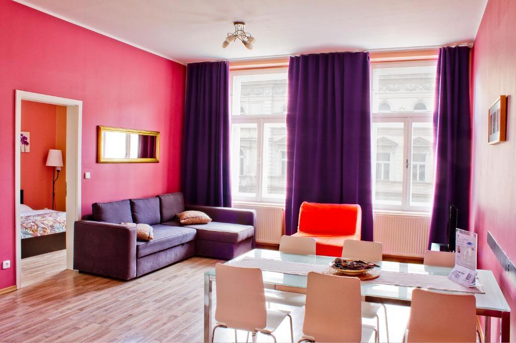 Royal Court Legerova Hotel Praha Ruang foto